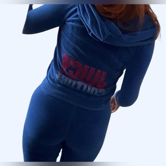 juicy couture VINTAGE tracksuit 💙🩷 early 2000s era ✨ - Picture 3 of 7